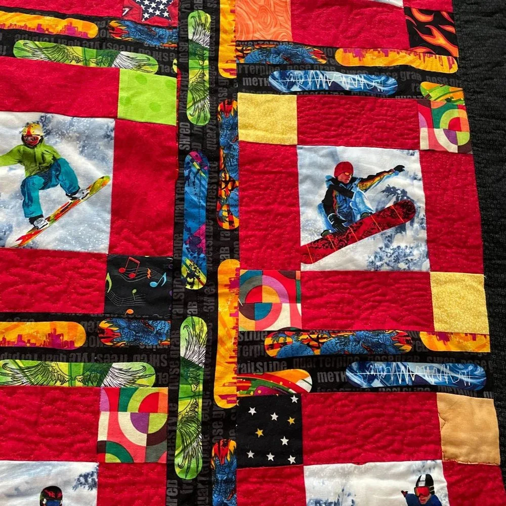Handmade Patchwork Quilt Snowboarding Icon Pattern Multicolor Wilderness 57X78